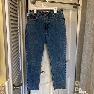 Women’s skinny high rise Abercrombie jeans. Size 27.